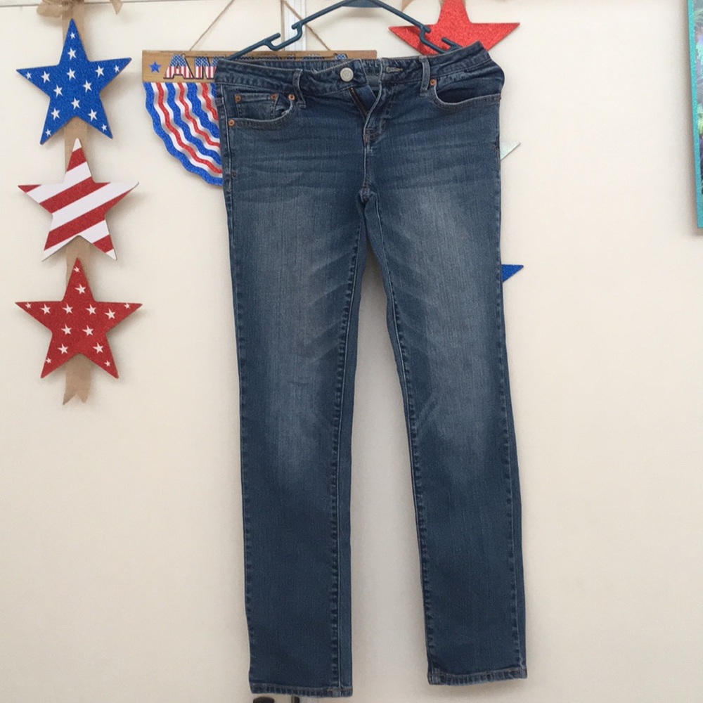 Aeropostale jeans size 4 “short”.
